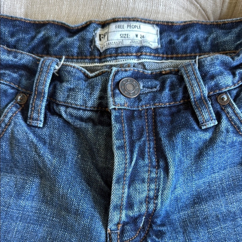 Free People Blue Denim Jeans - Picture 2 of 8